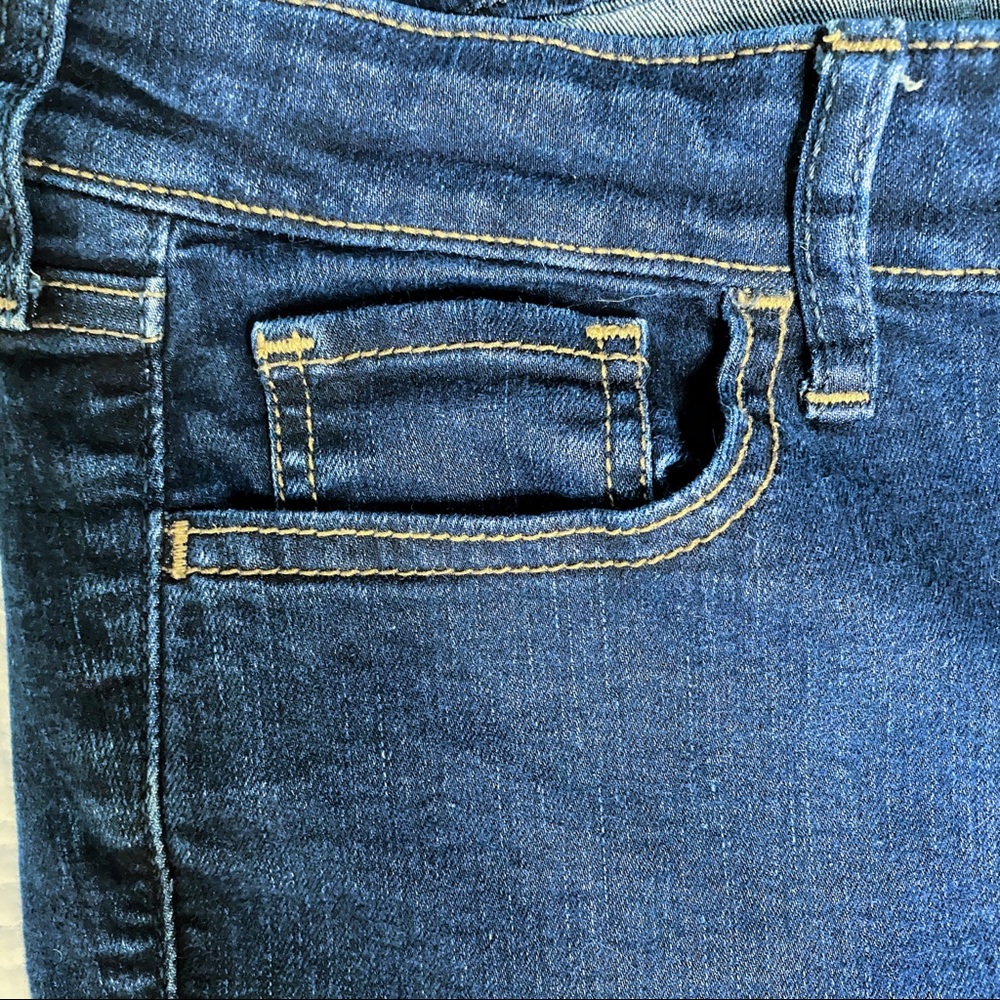 3/25$⭐️Host Pick ⭐️ Hollister wash skinny jeans - Picture 10 of 12